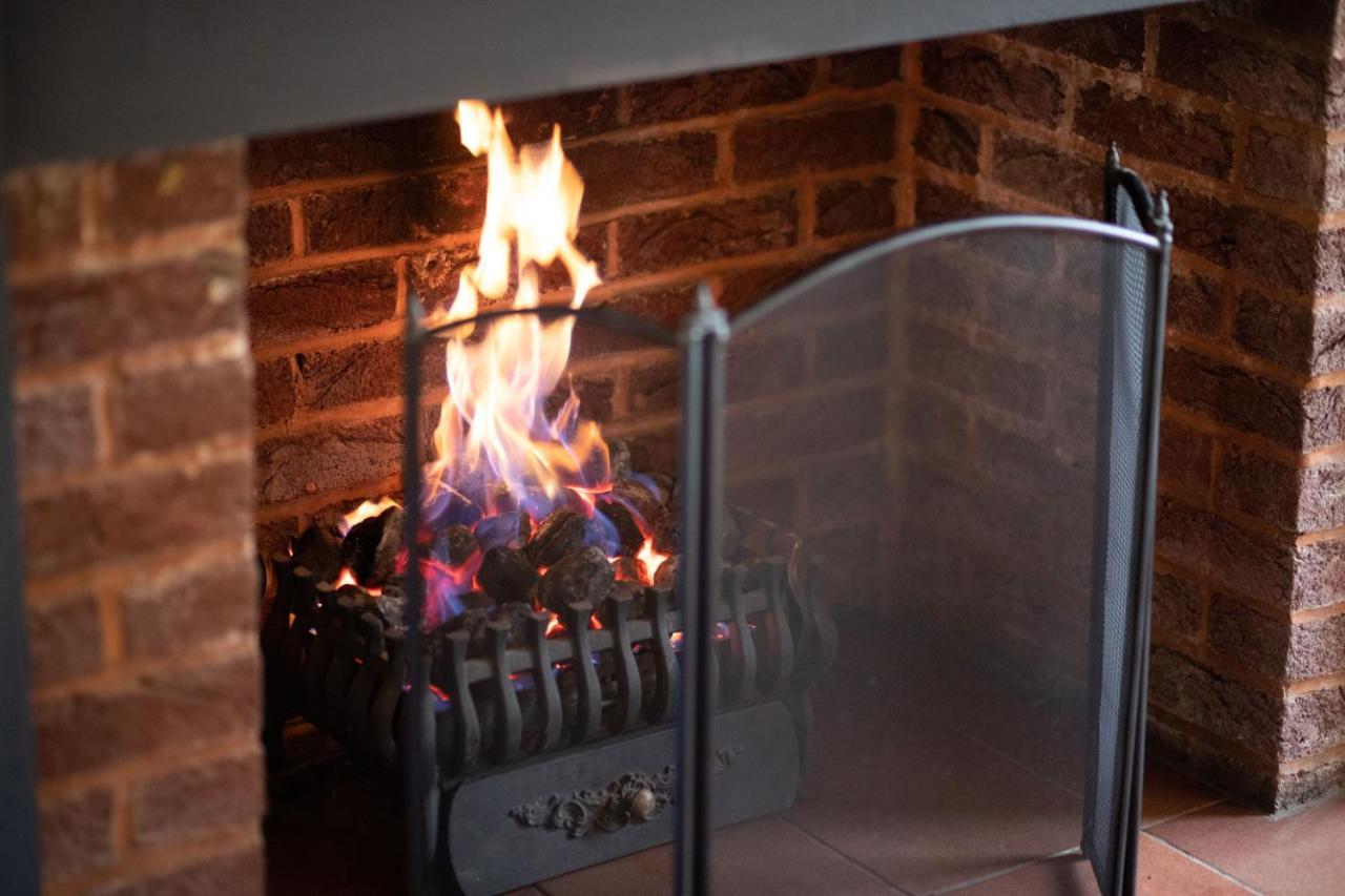 Fisherman'S Cot, Tiverton By Marston'S Inns Bagian luar foto