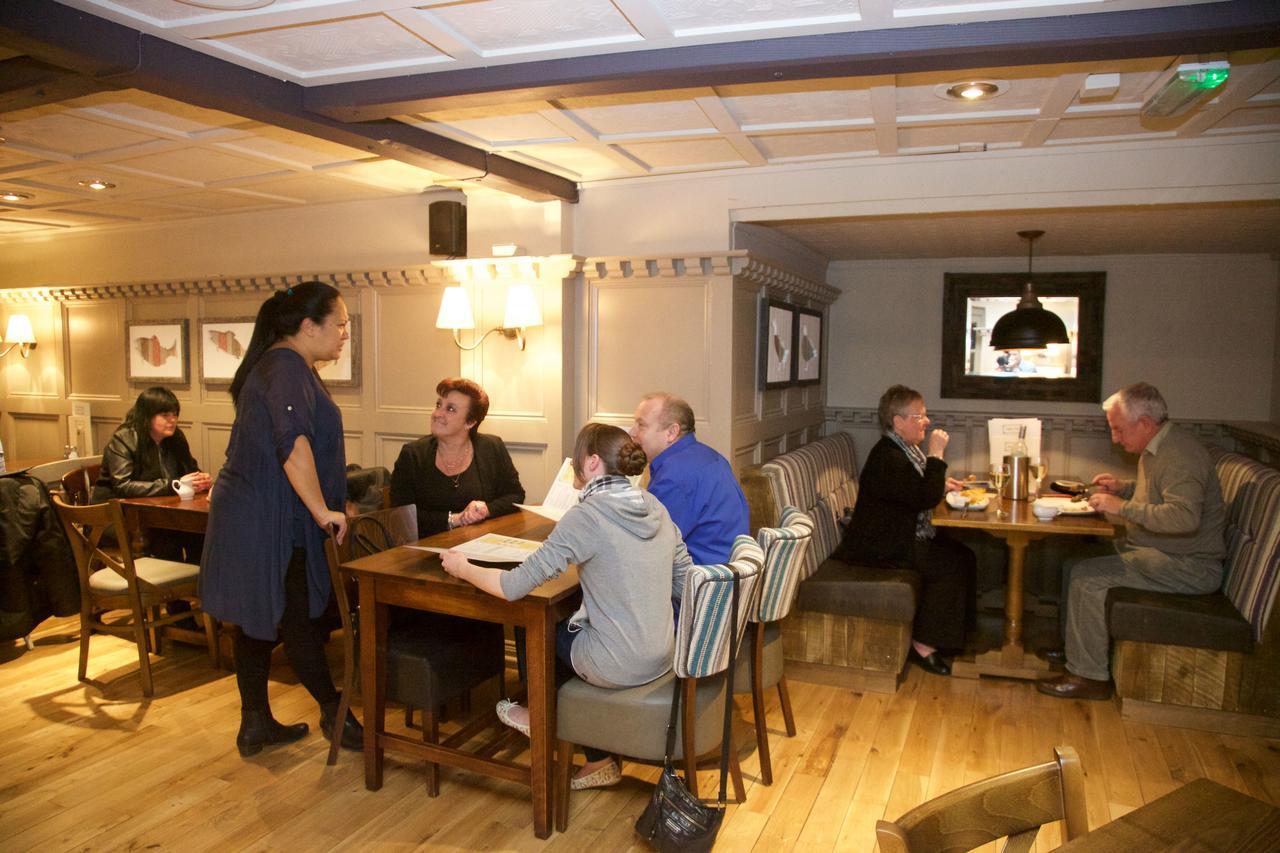 Fisherman'S Cot, Tiverton By Marston'S Inns Bagian luar foto